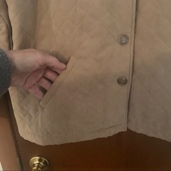 Women’s Large (L) LEMON GRASS Tan Washable Suede Lined Button Up Quilted Coat EC - Picture 7 of 8